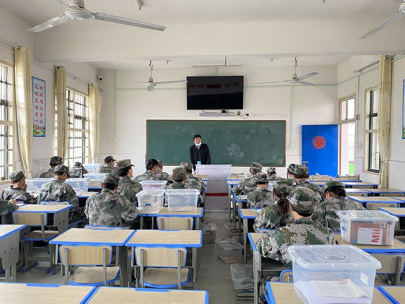 湖北武汉军事化管理学校有价值吗？(图2)