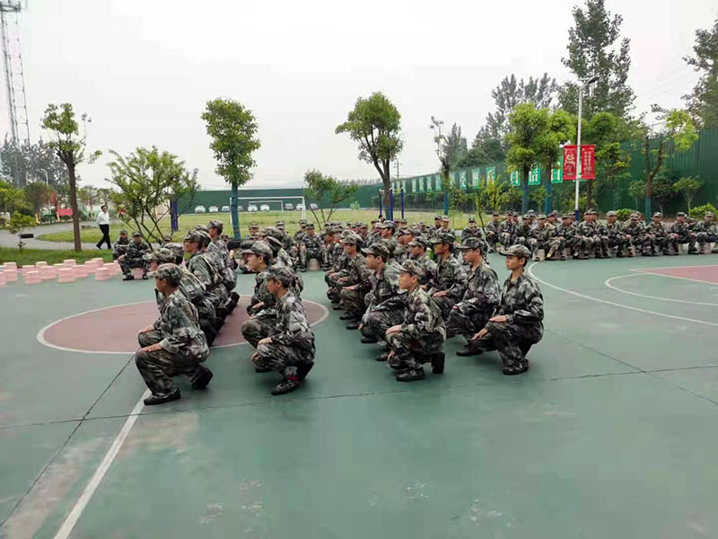 5-2106091AAB13.jpg